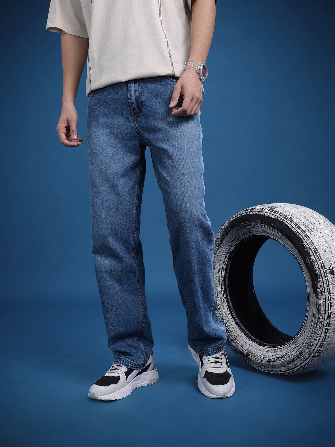 

The Roadster Life Co. Men Straight Fit Pure Cotton Jeans, Blue