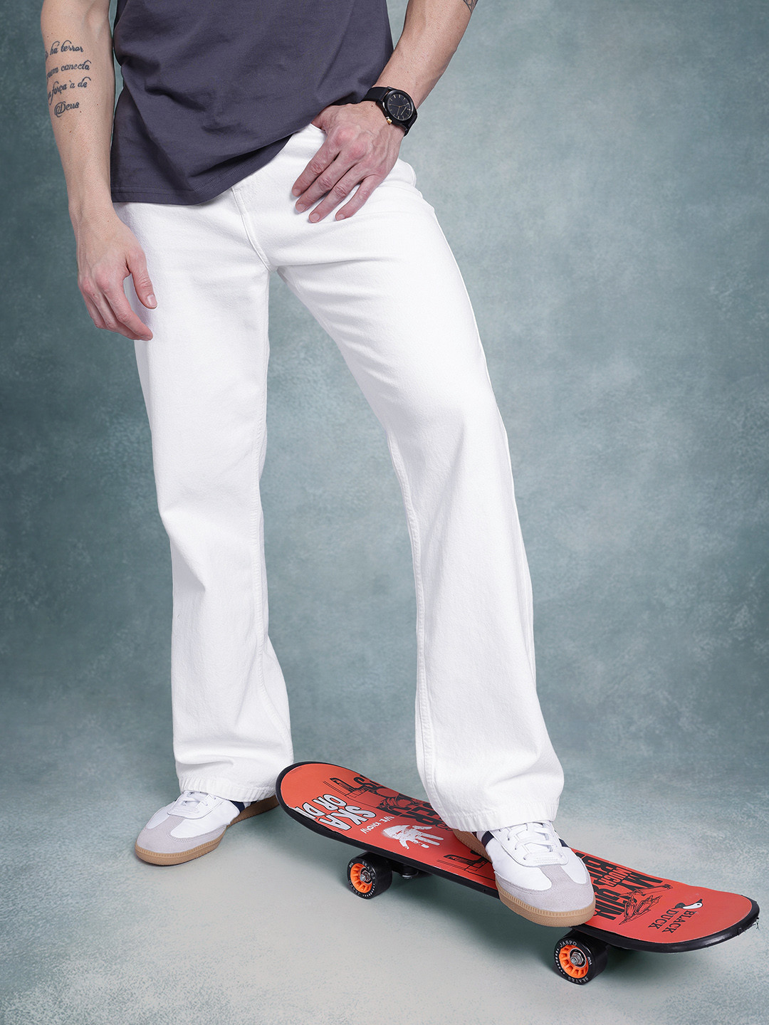 

The Roadster Life Co. Men Flared Jeans, White