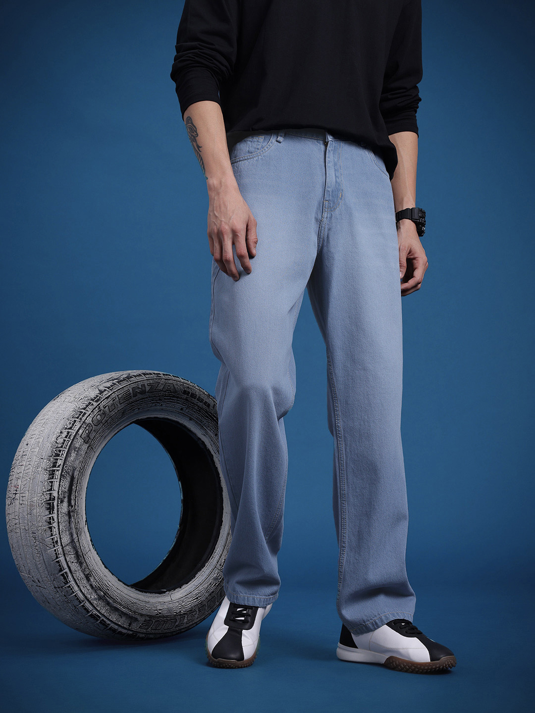 

The Roadster Life Co. Men Straight Fit Jeans, Blue