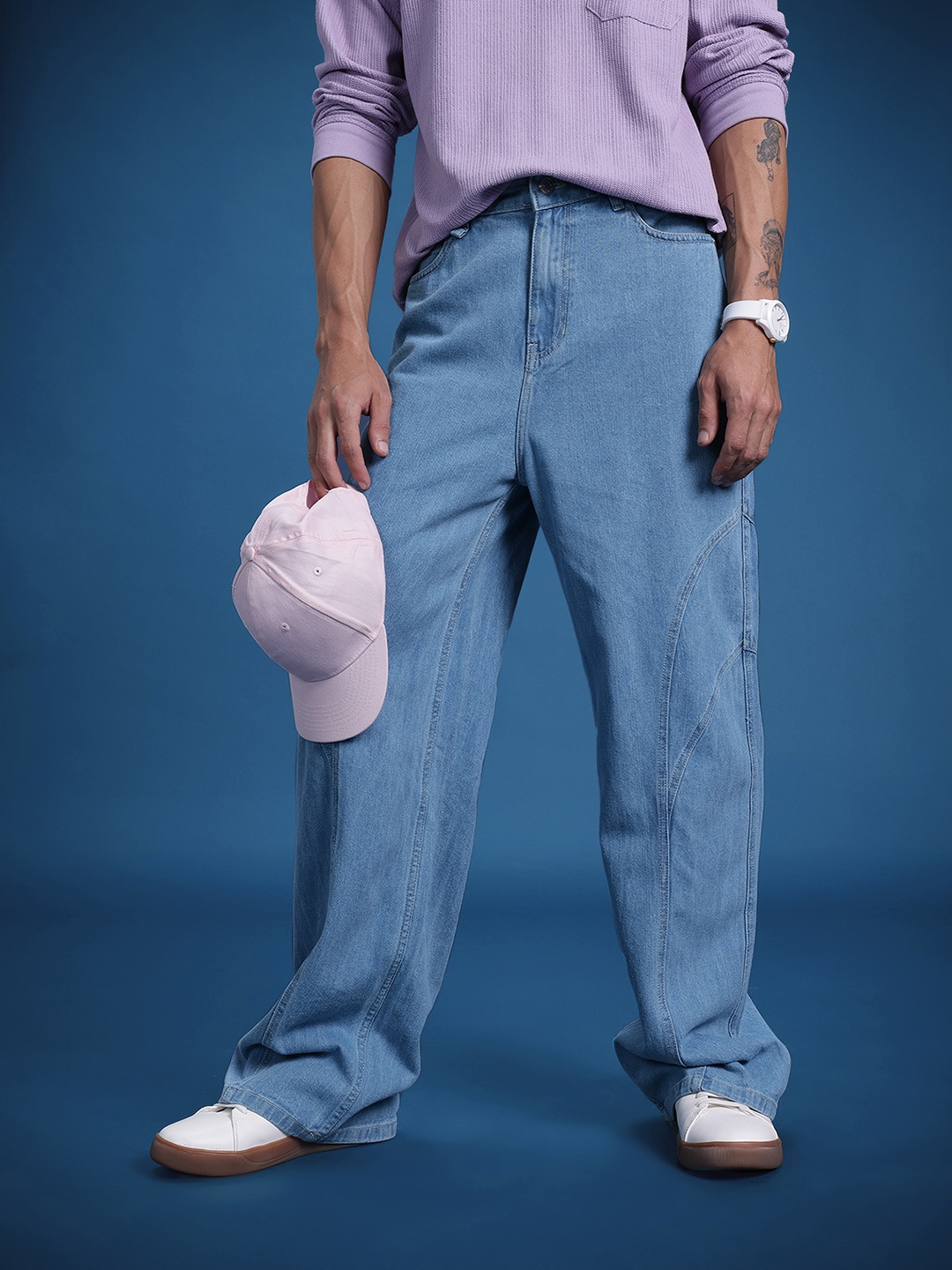 

The Roadster Life Co. Men Light Fade Wide Leg Jeans, Blue