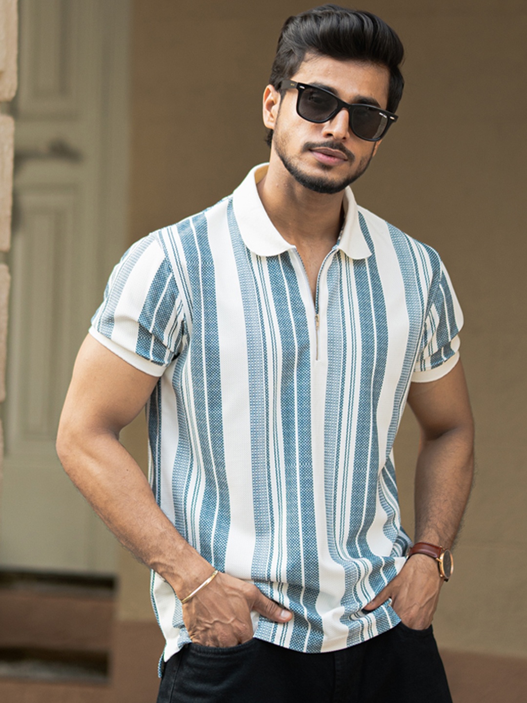 

Powerlook Men Striped Polo Collar T-shirt, Off white