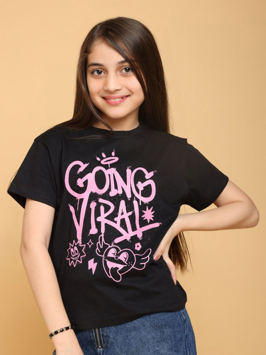 

Wakia Girls Typography Printed Round Neck Organic Cotton T-shirt, Black