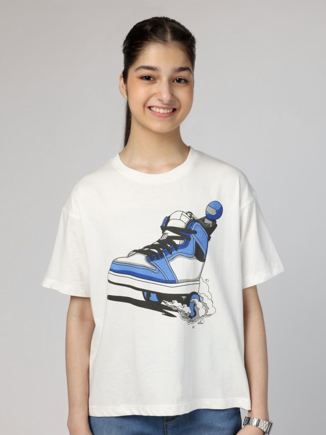 

Wakia Girls Graphic Printed Round Neck Organic Cotton T-shirt, Off white