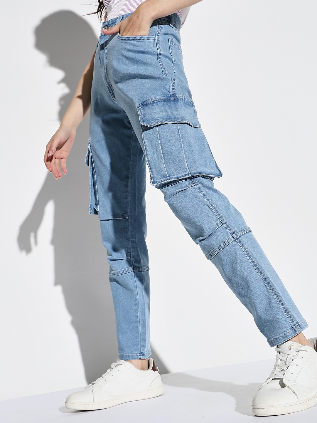 

SHOWOFF Women Comfort Straight Fit Light Fade Acid Wash Stretchable Cargo Jeans, Blue