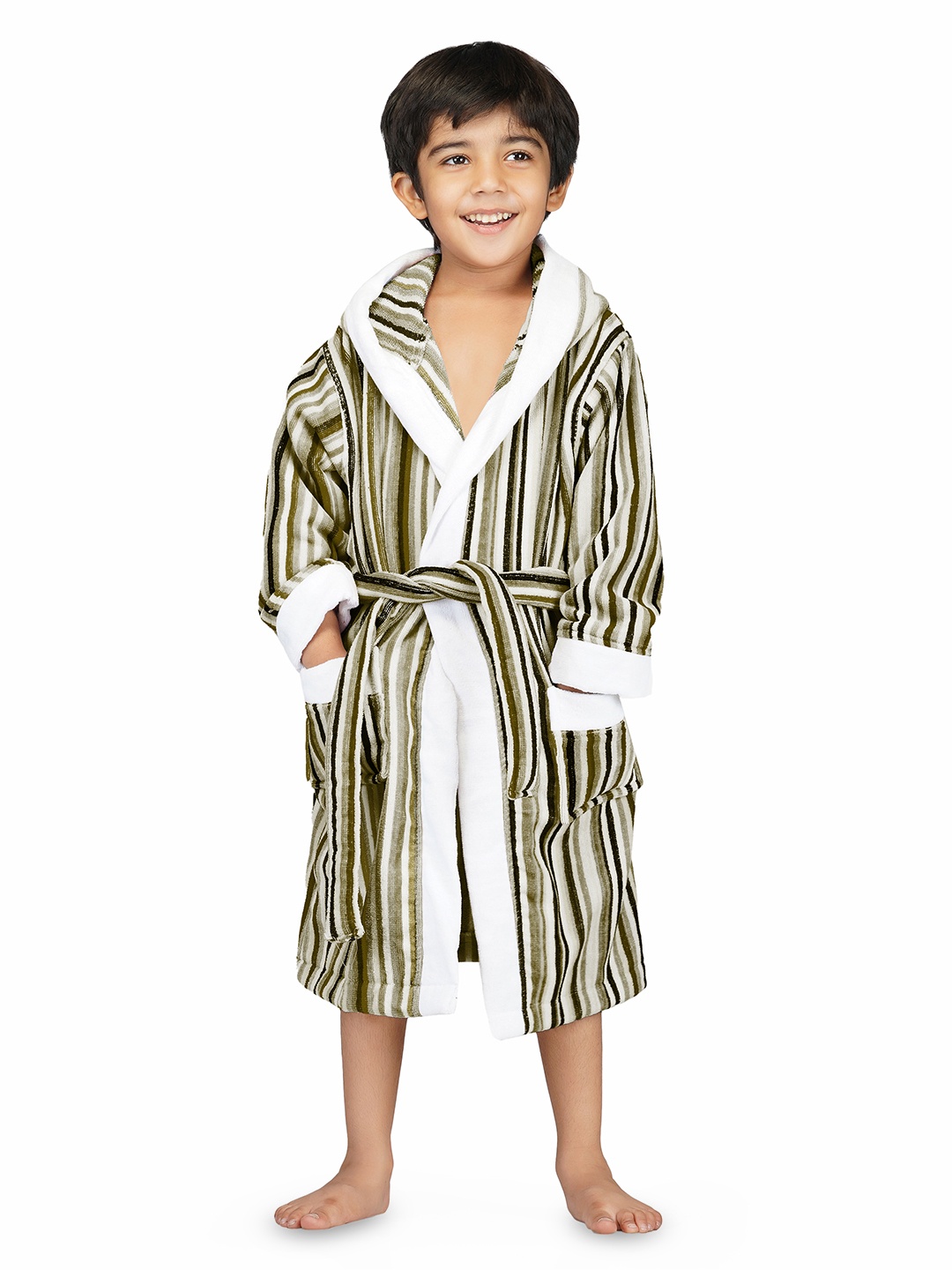 

RANGOLI Grey & White Striped 400 GSM Pure Cotton Bath Robe
