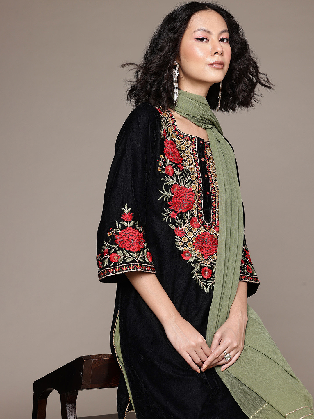 

aarke Ritu Kumar Embroidered Gotta Patti Velvet Kurta with Salwar & With Dupatta, Black