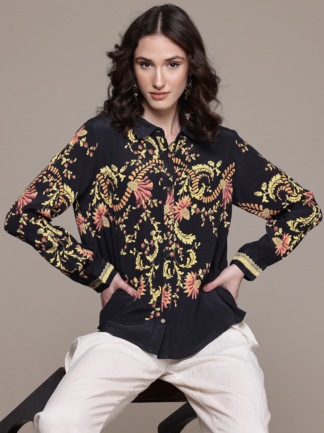 

Label Ritu Kumar Relaxed Floral Printed Casual Shirt, Black