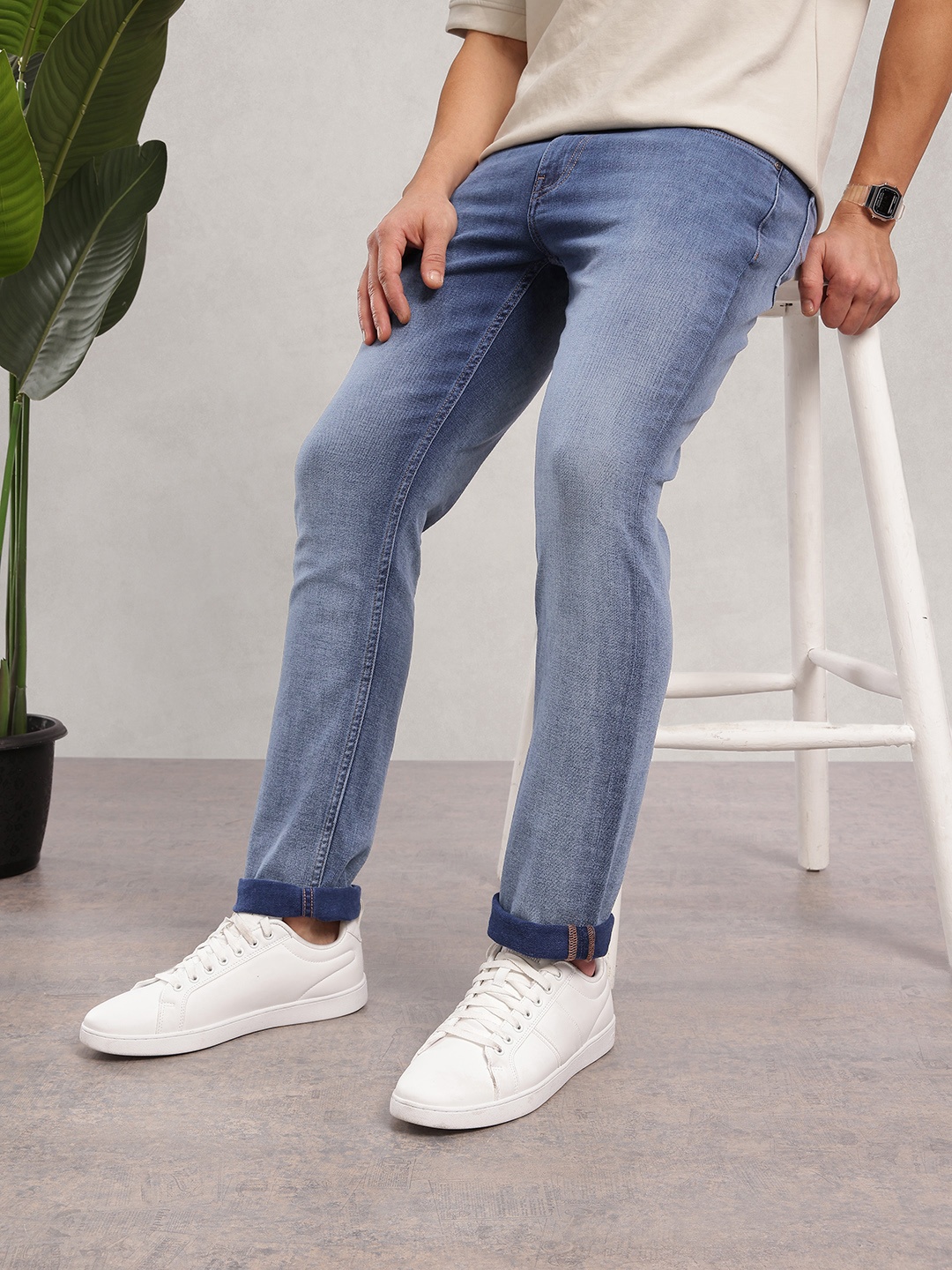 

Nautica Men Slim Fit Heavy Fade Stretchable Jeans, Navy blue