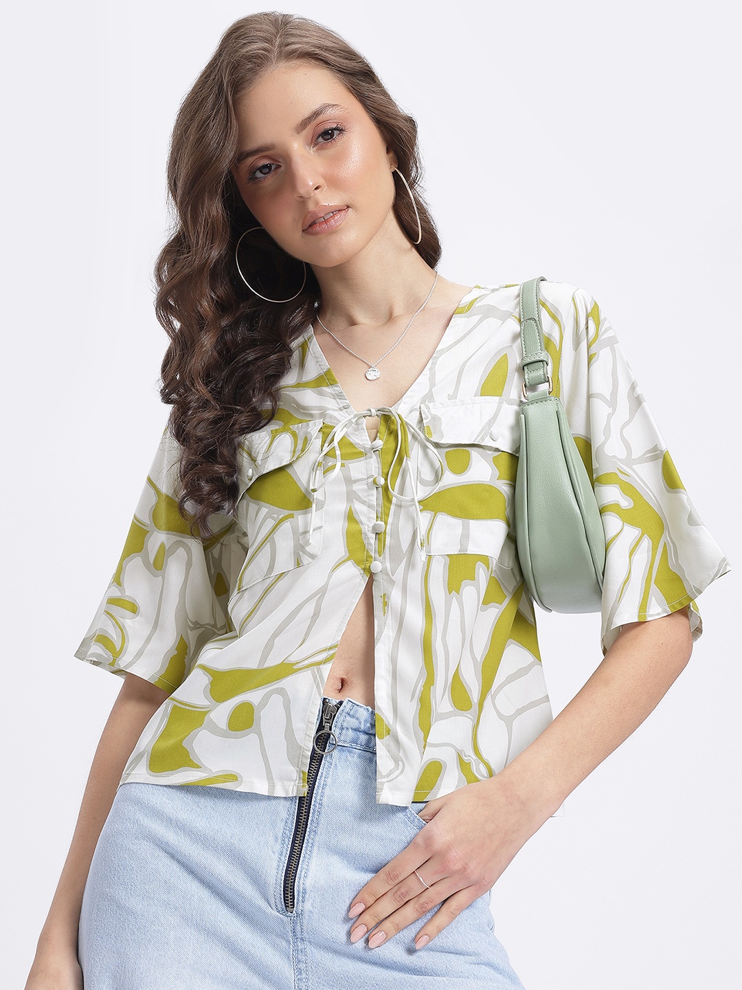 

glitchez Breezy Abstract Bloomy Allure Shirt, White