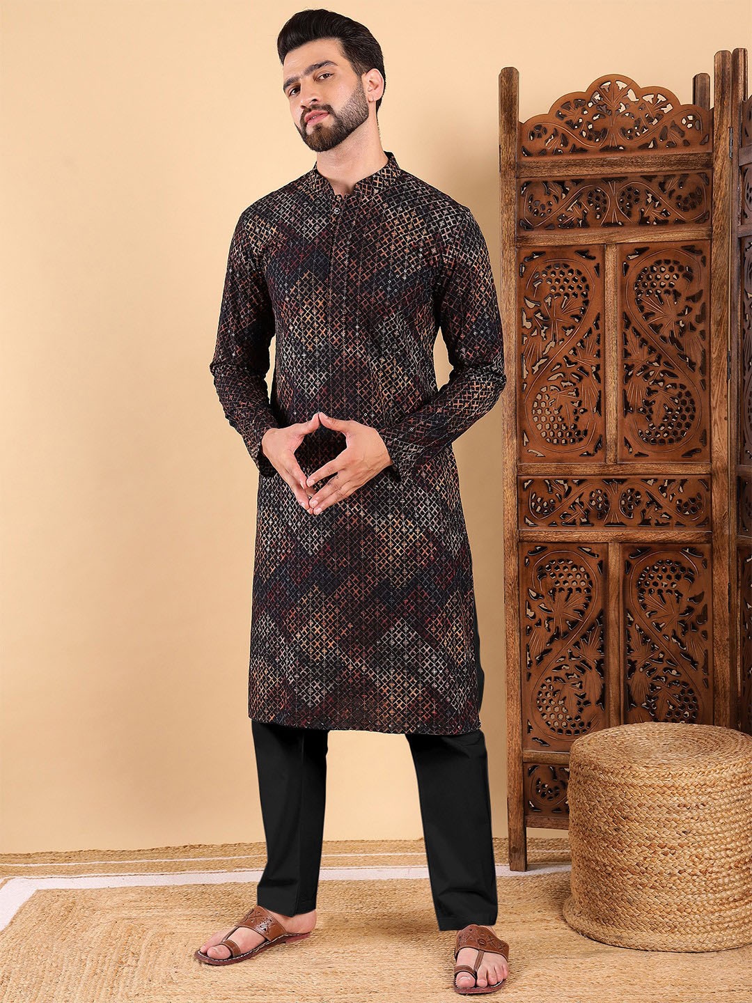 

Ethnic Bay Geometric Embroidered Mandarin Collar Long Sleeves Sequinned Straight Kurta, Black