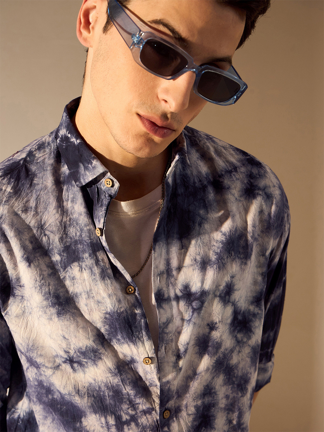 

DENNISON Men Relaxed Spread Collar Dyed Cotton Oversized Casual Shirt, Blue
