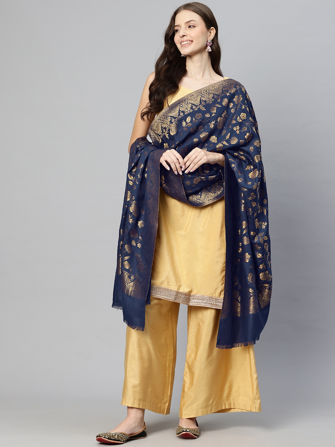 

SWI Stylish Floral Woven Design Blue Zari Kani Jamawar Shawl, Navy blue
