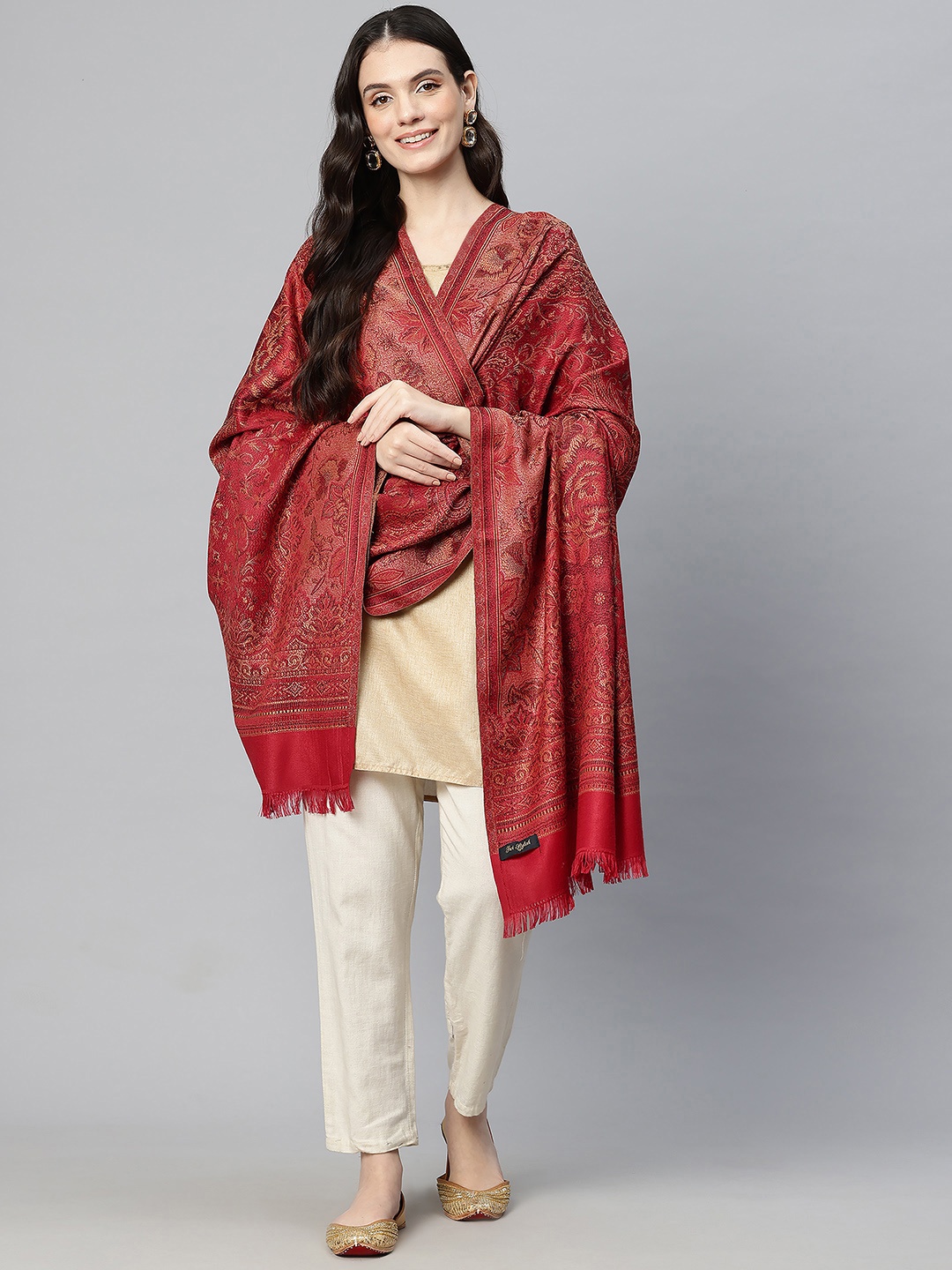 

SWI Stylish Floral Woven Design Jamawar Shawl, Maroon