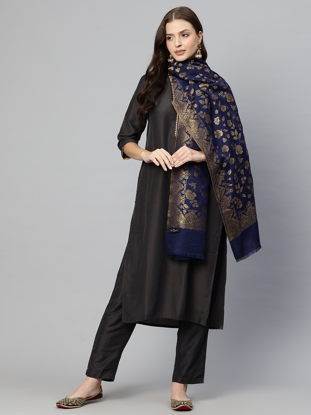 

SWI Stylish Woven Design Zari Kani Jamawar Shawl, Navy blue