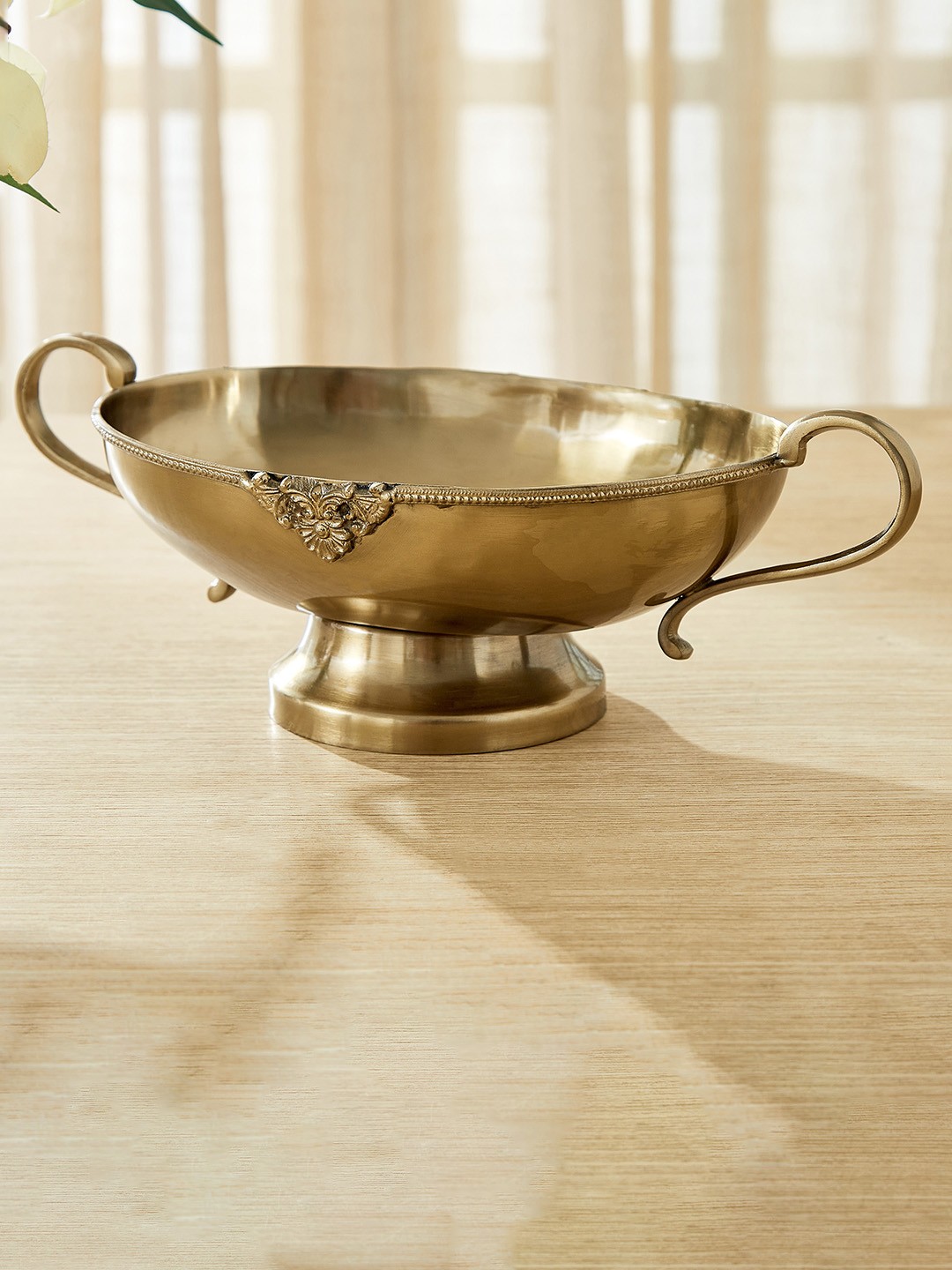 

Home Centre Heritage Renew Goldtoned Tara Metal Glossy Decorative Bowl, Gold