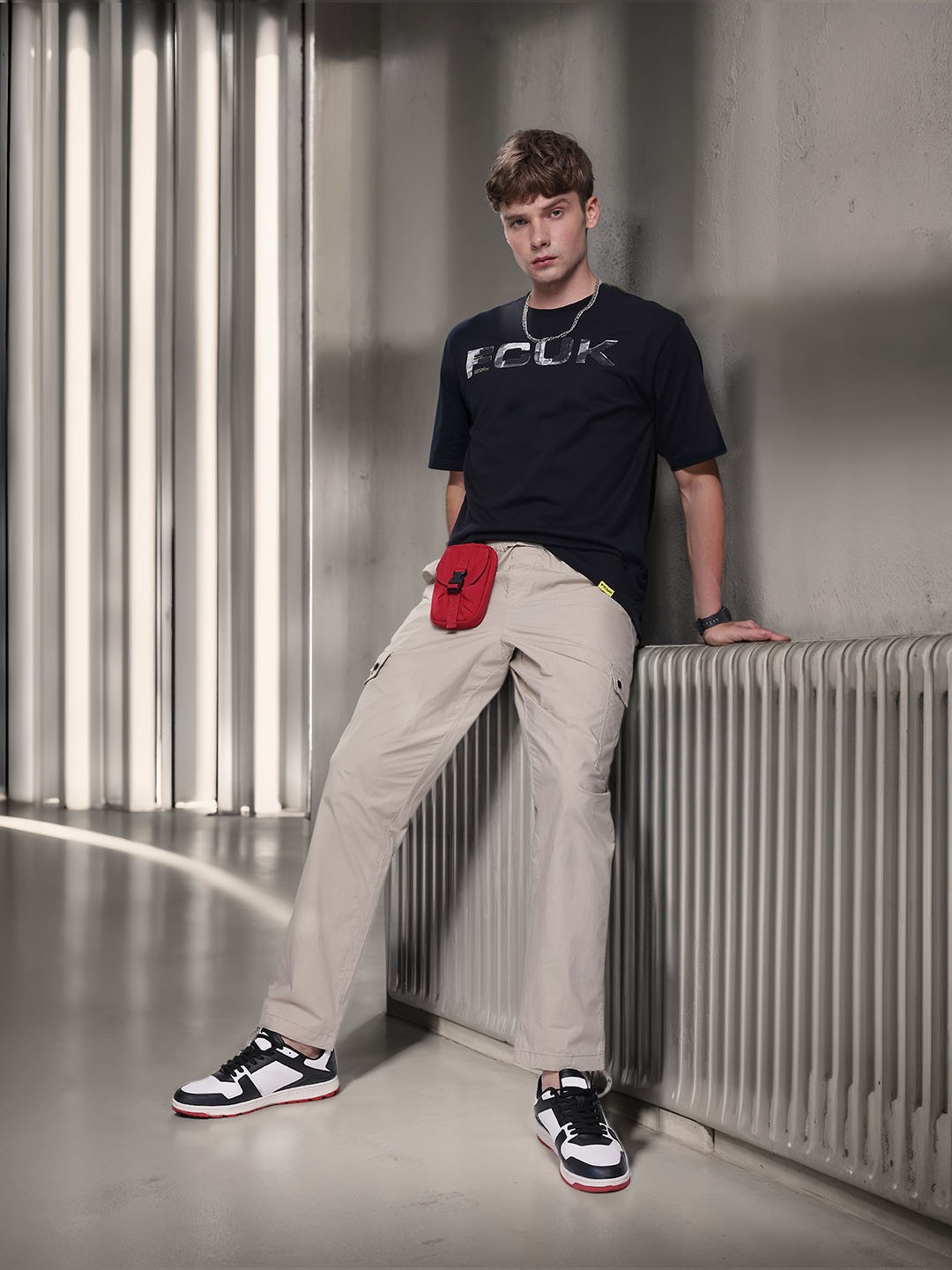 

FCUK Brand Logo Printed Drop-Shoulder Sleeves Relaxed Fit Pure Cotton T-shirt, Black