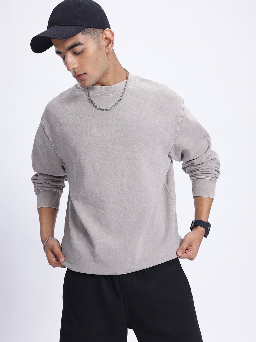 

glitchez Washed Effect Drop-Shoulder Sleeves Fleece Oversized Sweatshirt, Grey