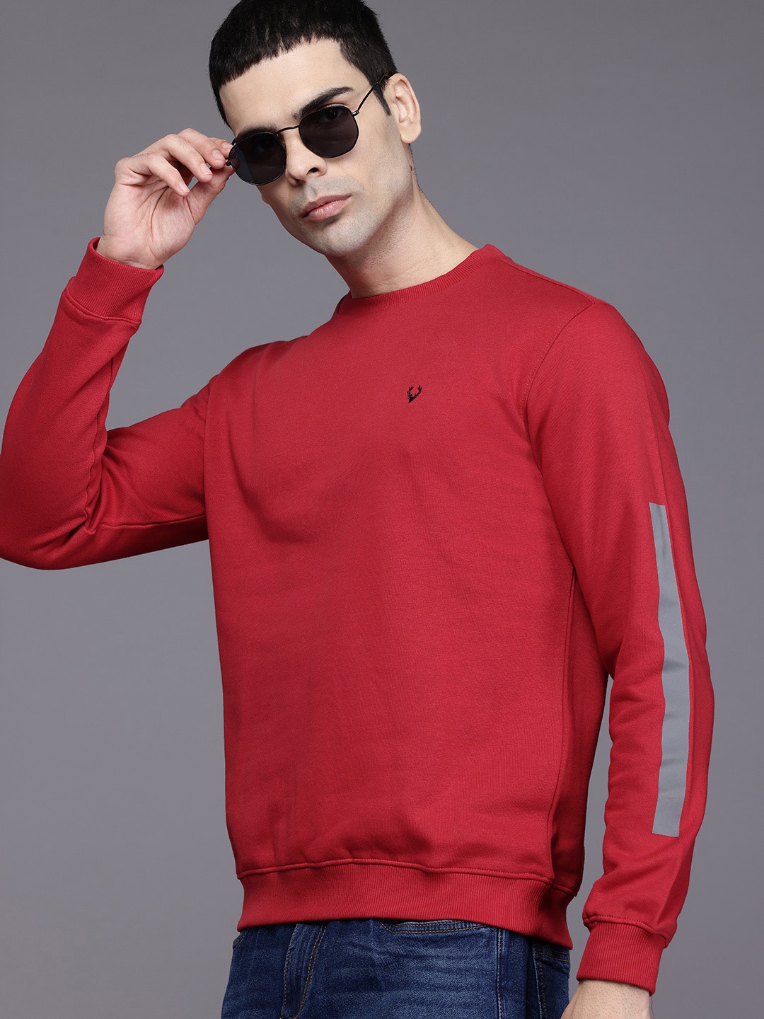 

Allen Solly Regular-Fit Sweatshirt With Reflective Detail, Red