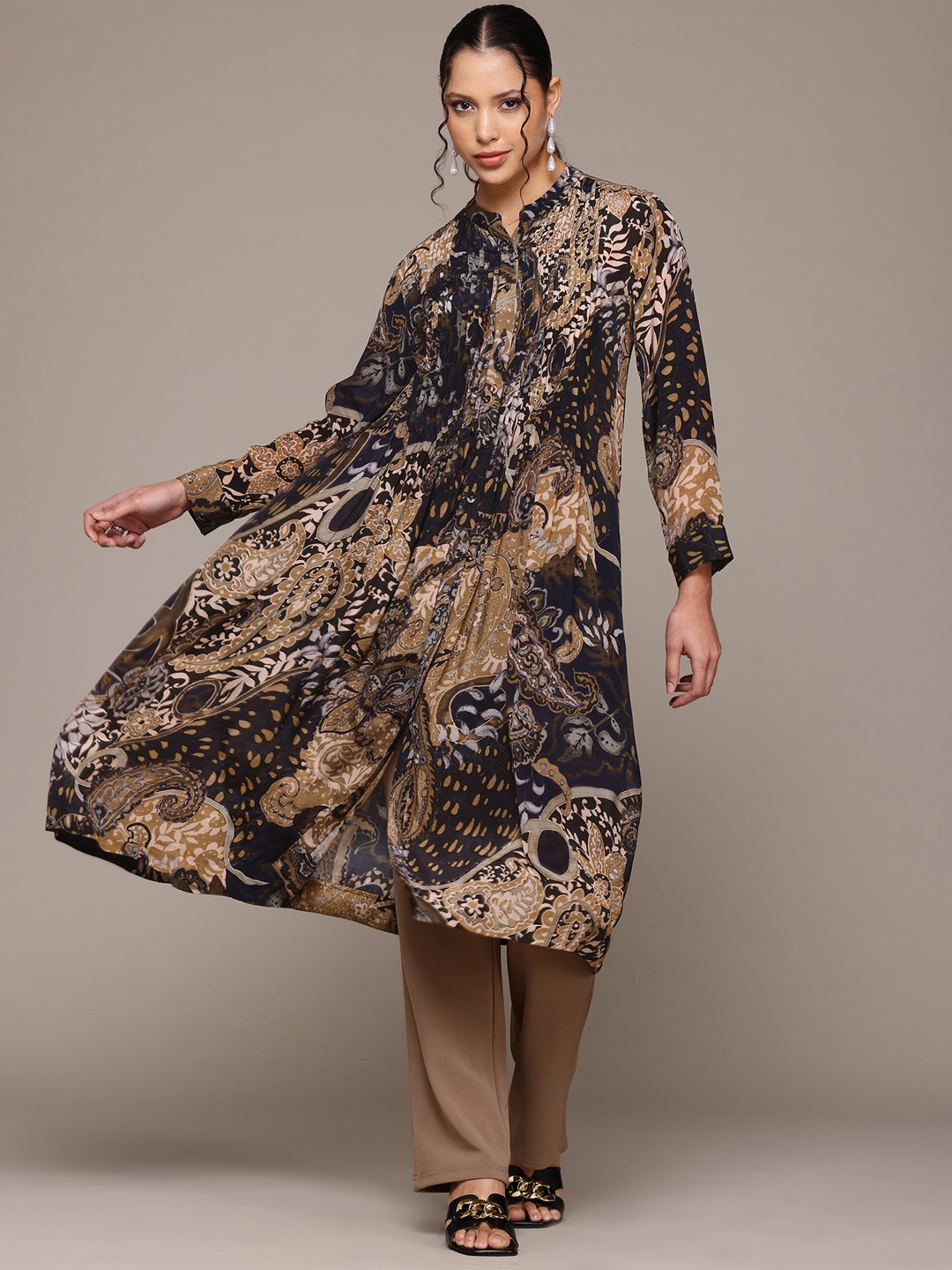 

Ritu Kumar Paisley Printed Pleated Kurta, Black