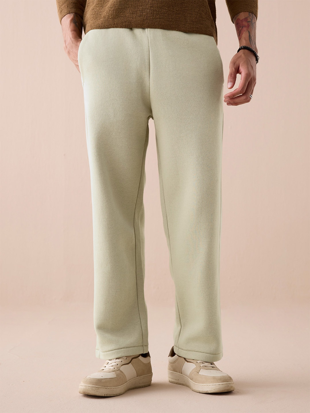

XYXX Men Solid white IntelliSmooth Pulse Relaxed Sweatpants