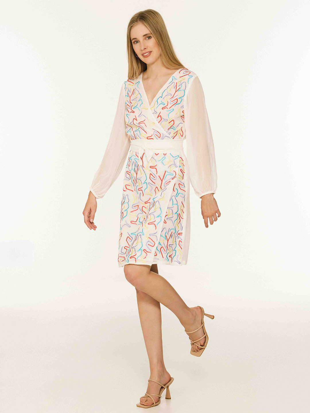 

The Sancy Women Embroidered V-Neck A-Line Dress, White