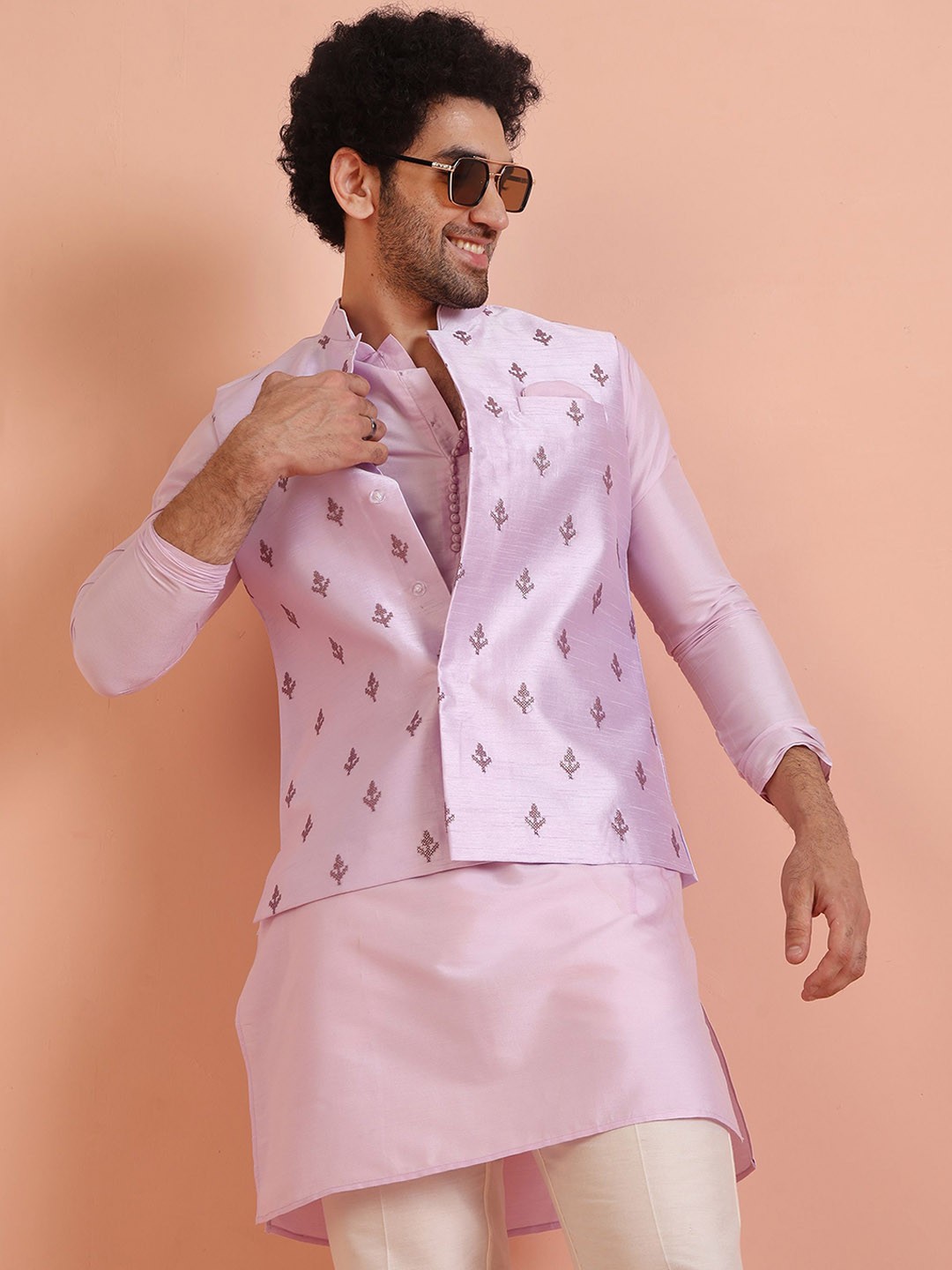 

KISAH Men Mandarin Collar Embroidered Nehru Jacket, Lavender