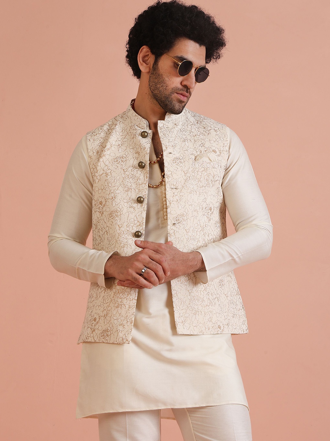 

KISAH Men Printed Nehru Jacket, Off white