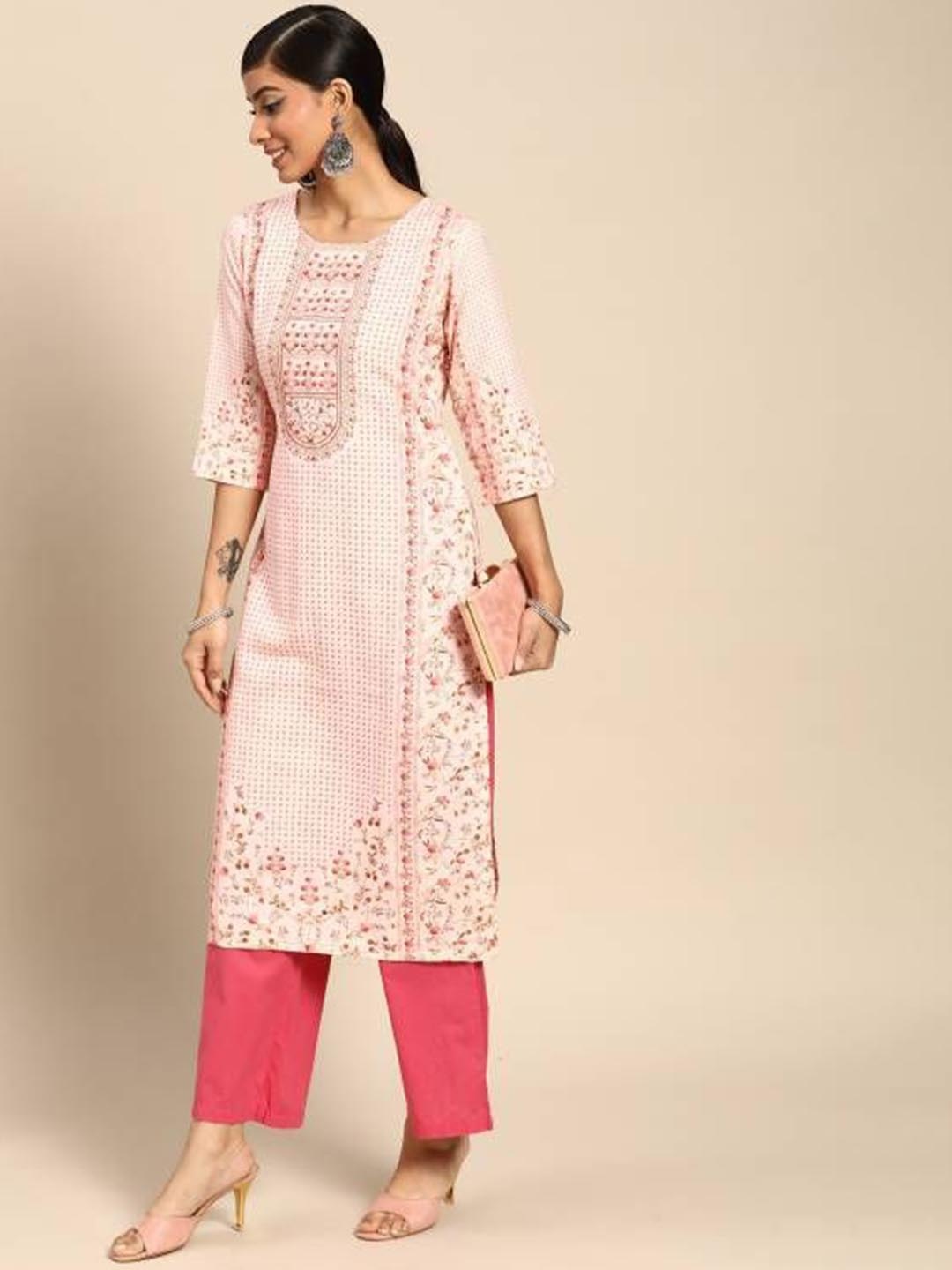 

Libas Round Neck Floral Printed Straight Kurta, Pink