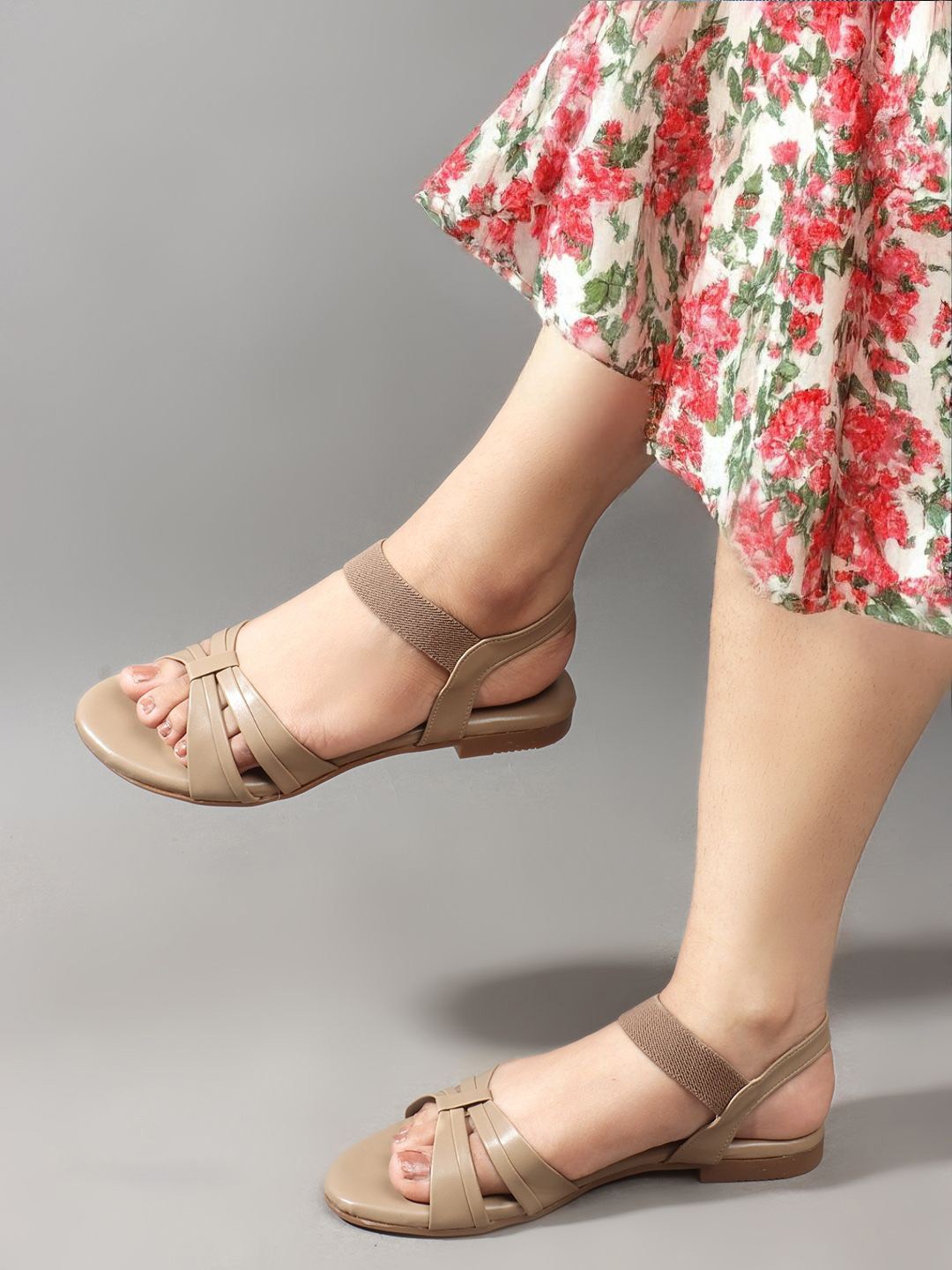 

Sole Saga Women Open Toe Flats, Beige