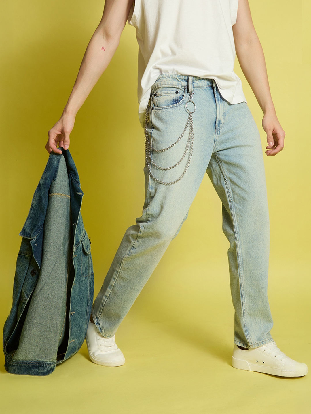 

Bene Kleed Men Clean Look Relaxed Fit Tinted Jeans, Blue
