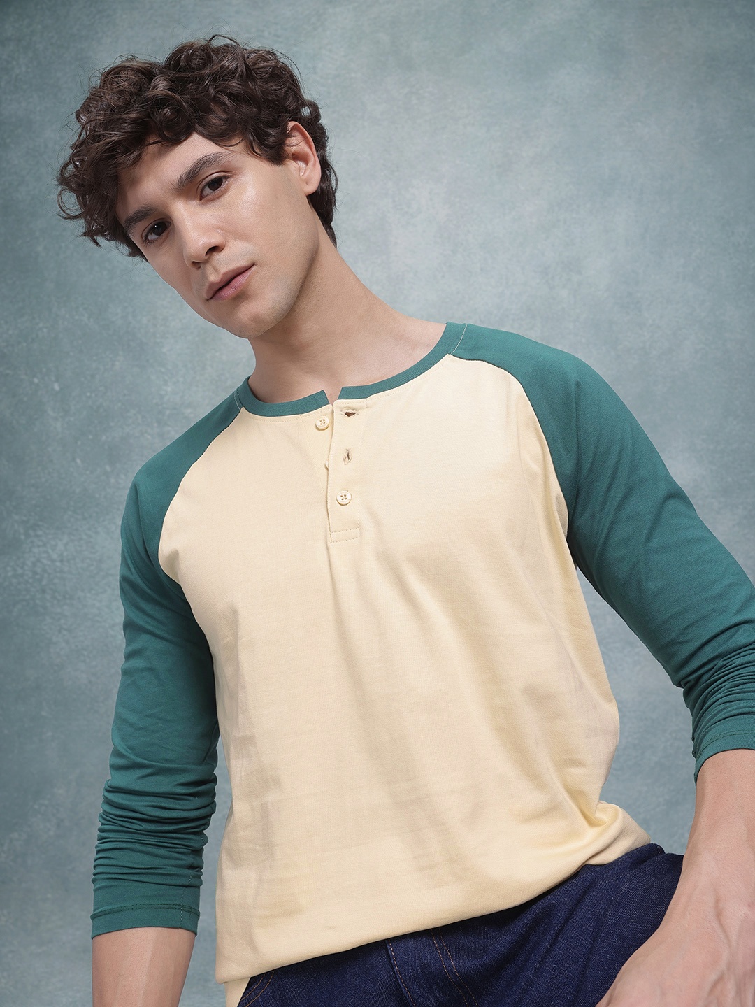 

The Roadster Life Co. Colourblocked Pure Cotton T-shirt, Off white