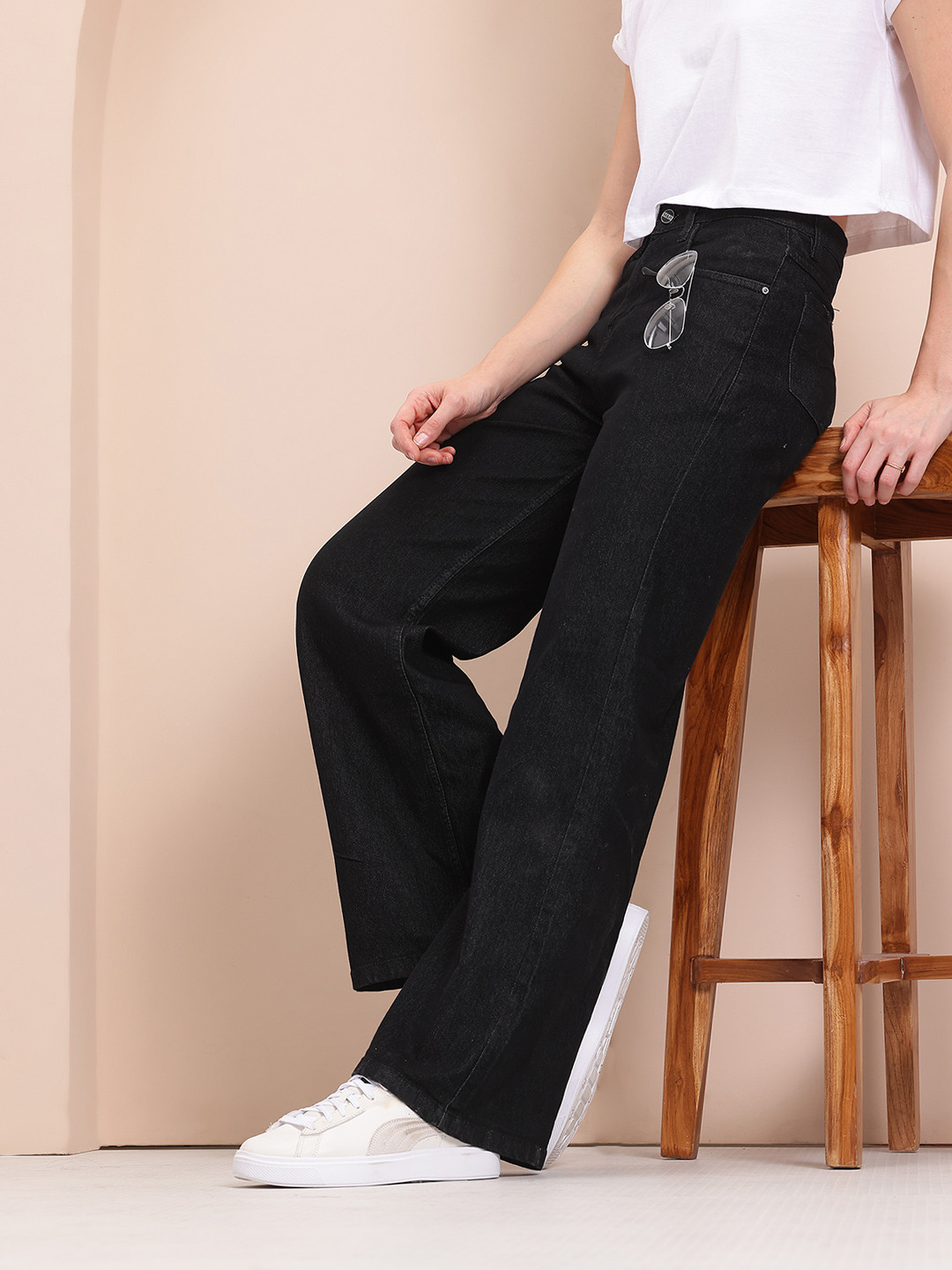 

Mast & Harbour Women Wide Leg Stretchable Jeans, Black