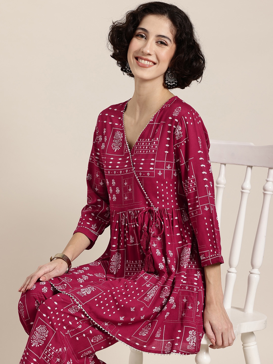 

HERE&NOW Floral Printed Gotta Patti Angarkha Kurta with Trousers, Maroon