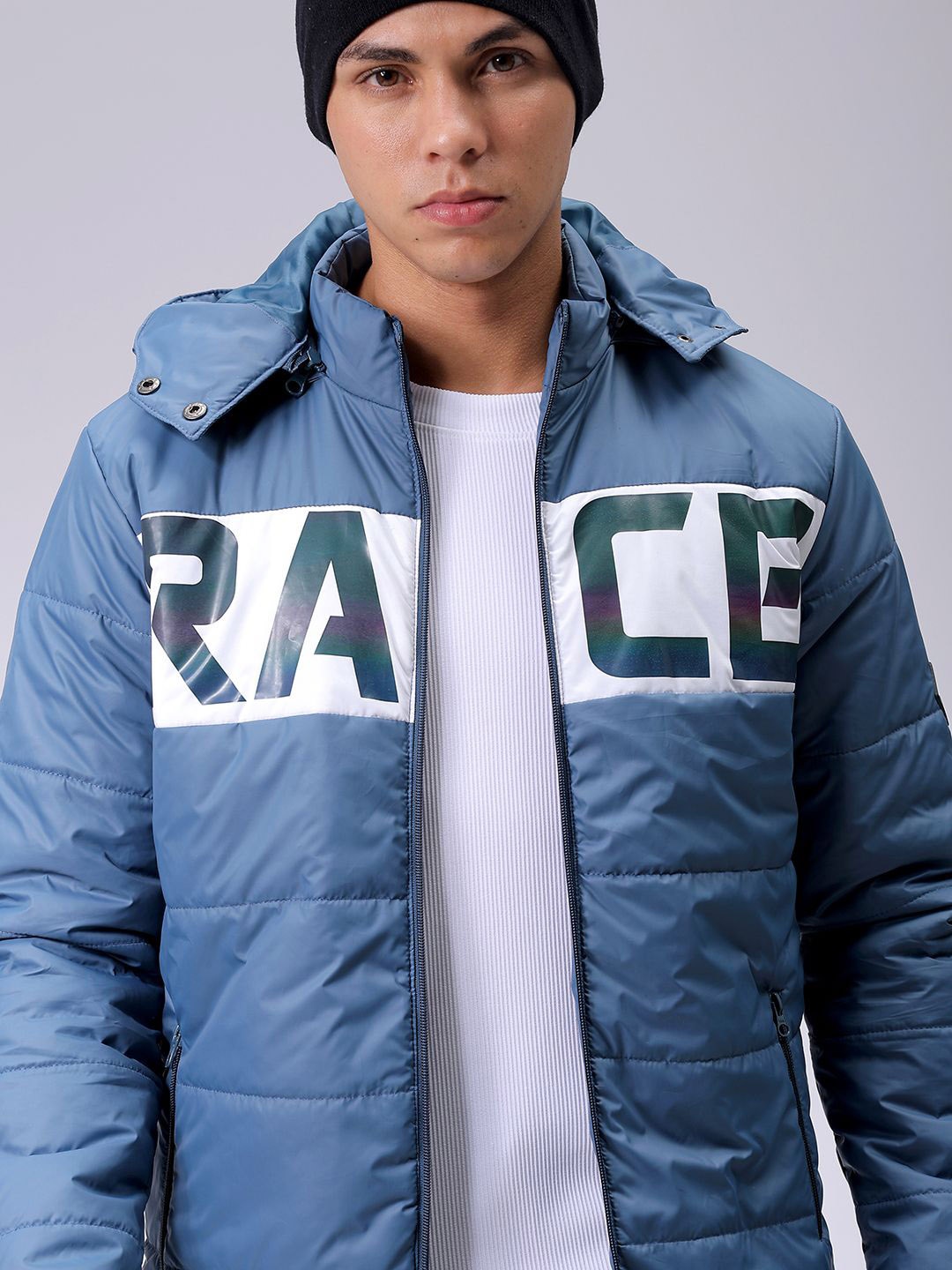 

The Indian Garage Co Men Blue Reflective Print Detachable Hood Padded Jacket