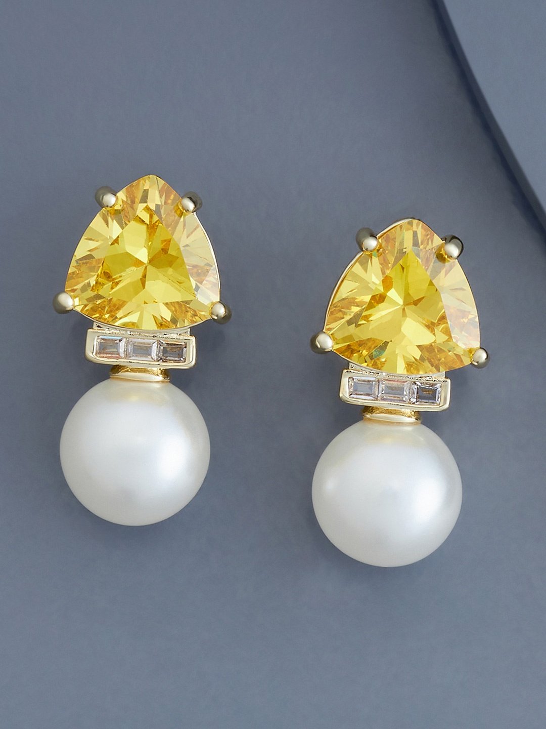 

Kushal's Fashion Jewellery Gold-Plated Triangular Shaped Cubic Zirconia Studs