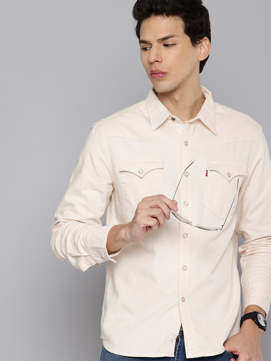 

Levis Slim Fit Pure Cotton Casual Shirt, Off white