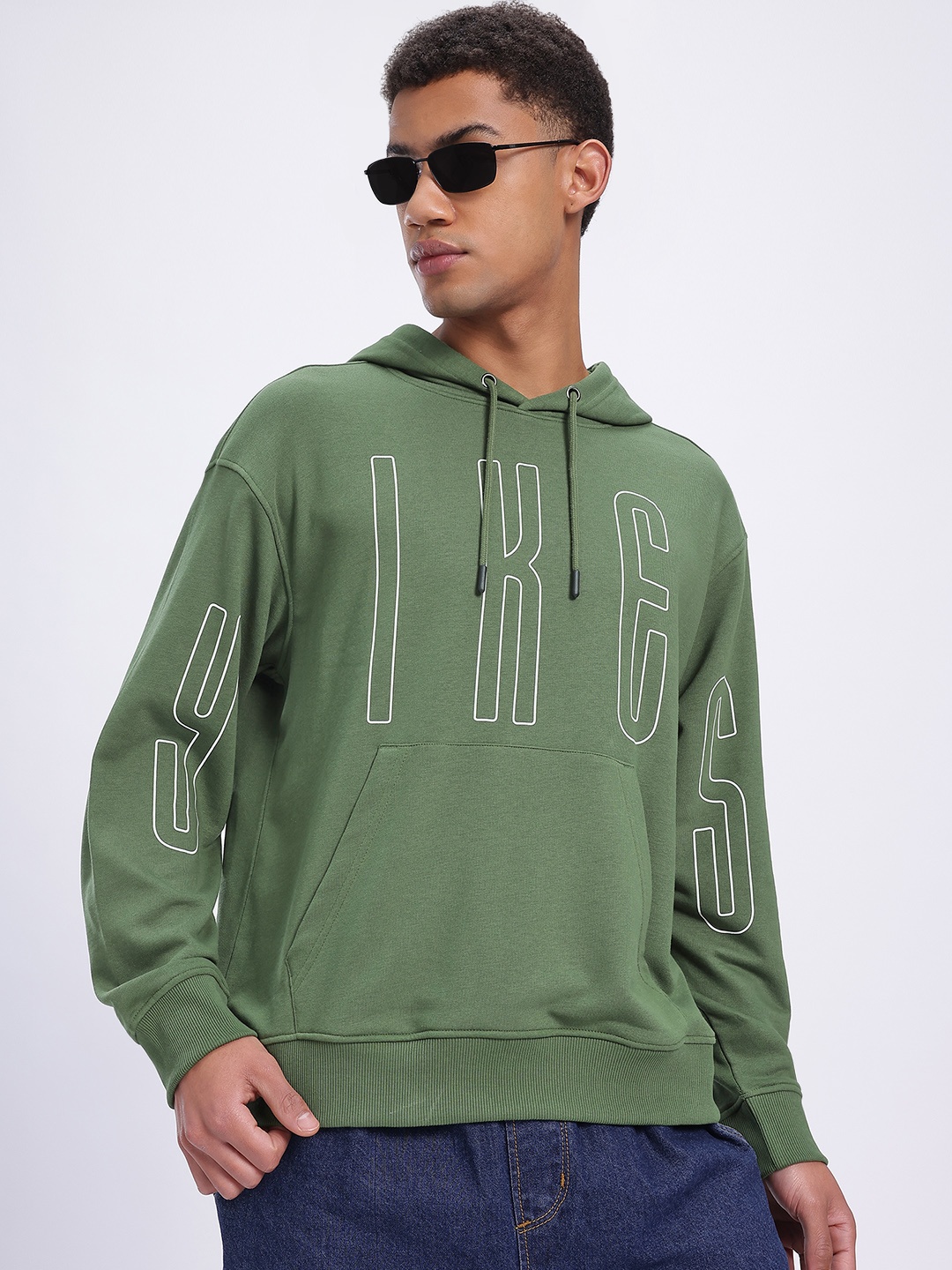 

glitchez Matcha Magic Effortless Cool Printed Hooded Sweatshirt, Green