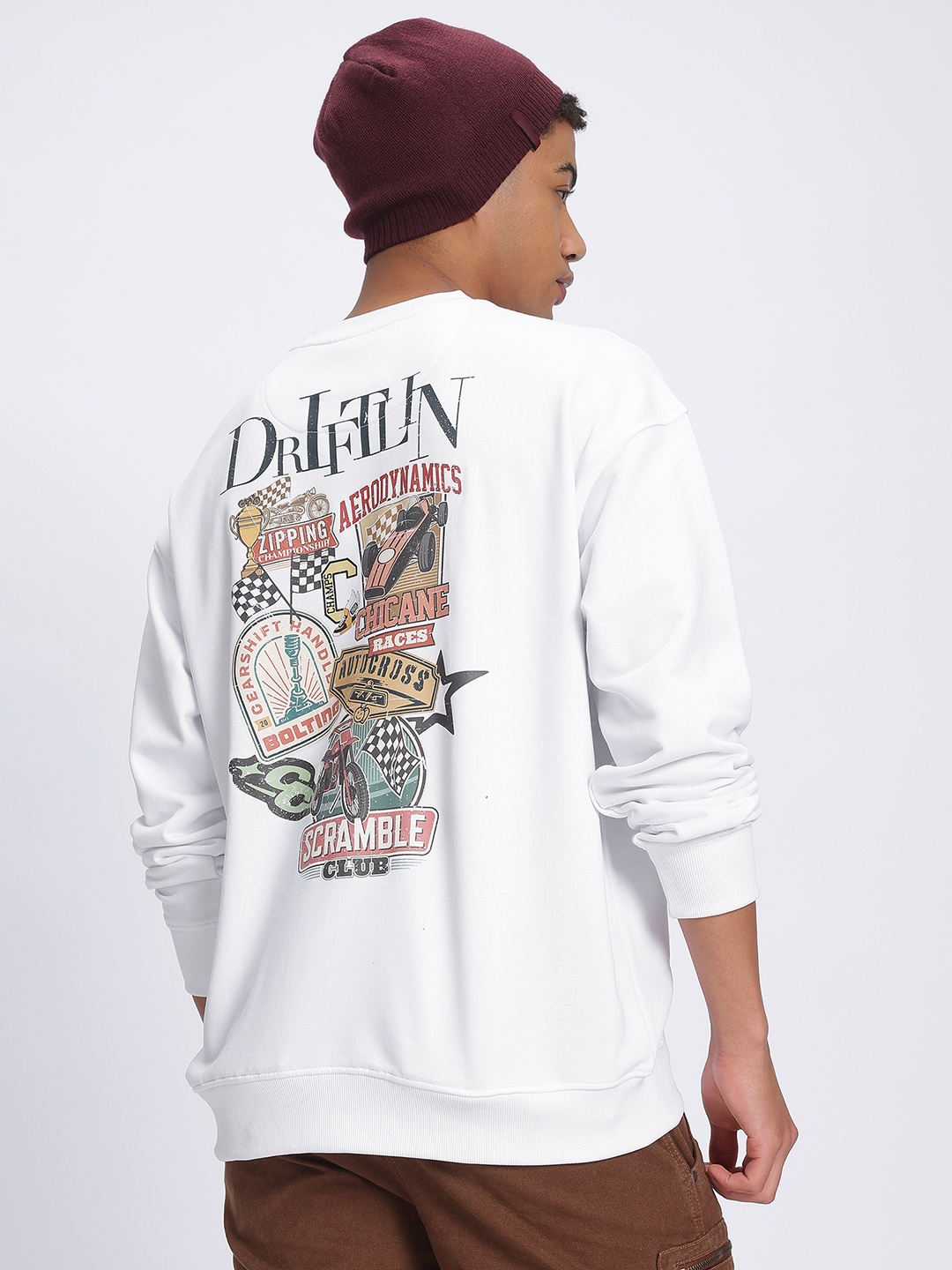

glitchez Stand-Out Graphics Drop-Shoulder Sleeves Oversized Fleece Sweatshirt, White