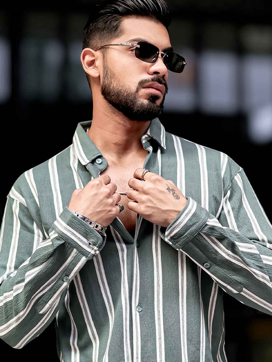 

Maniac Men Comfort Spread Collar Vertical Striped Cotton Casual Shirt, Green