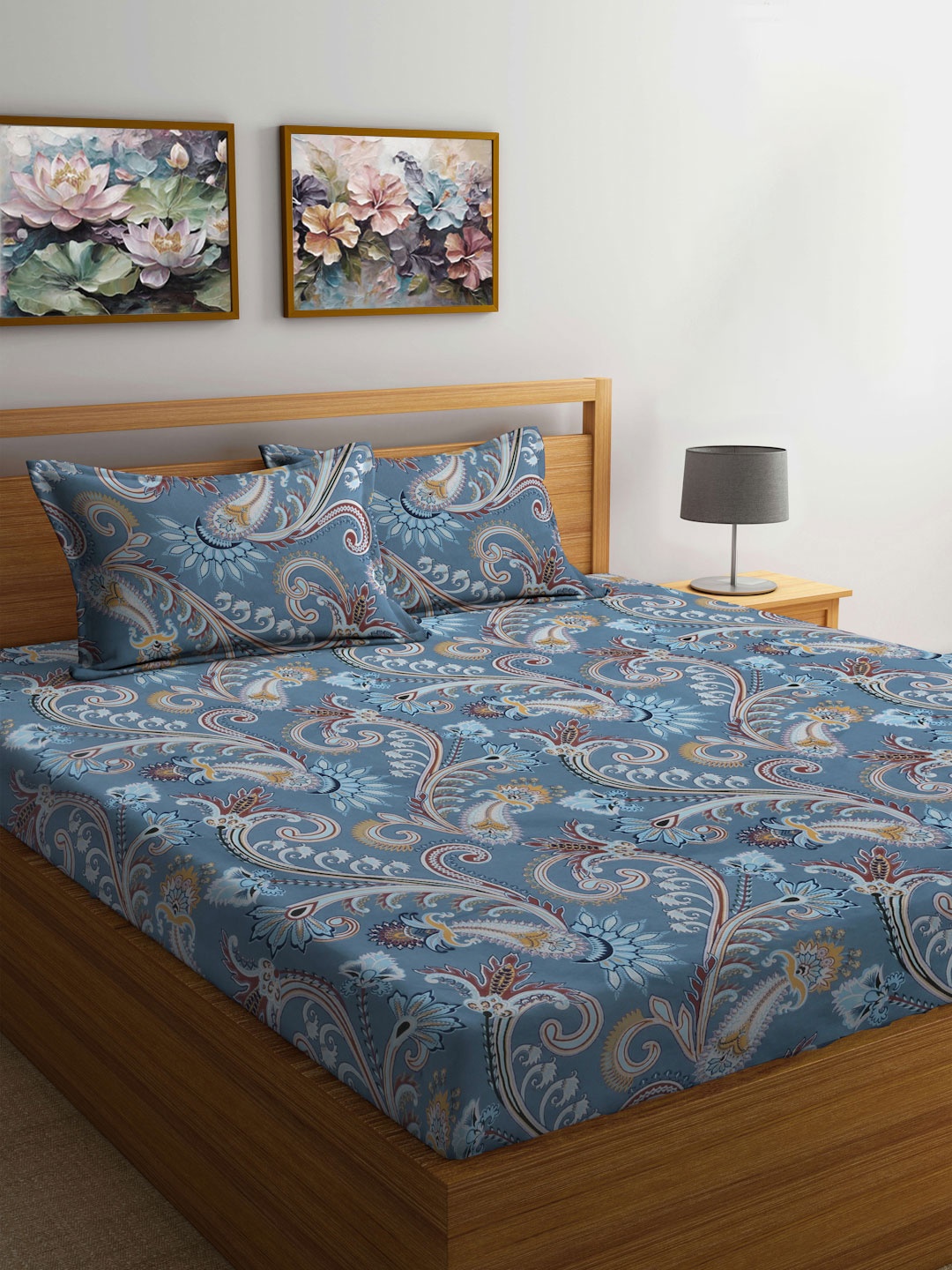 

FABINALIV Blue & Red Floral Printed 300 TC King Bedsheet Set 2.50 m X 2.25 m