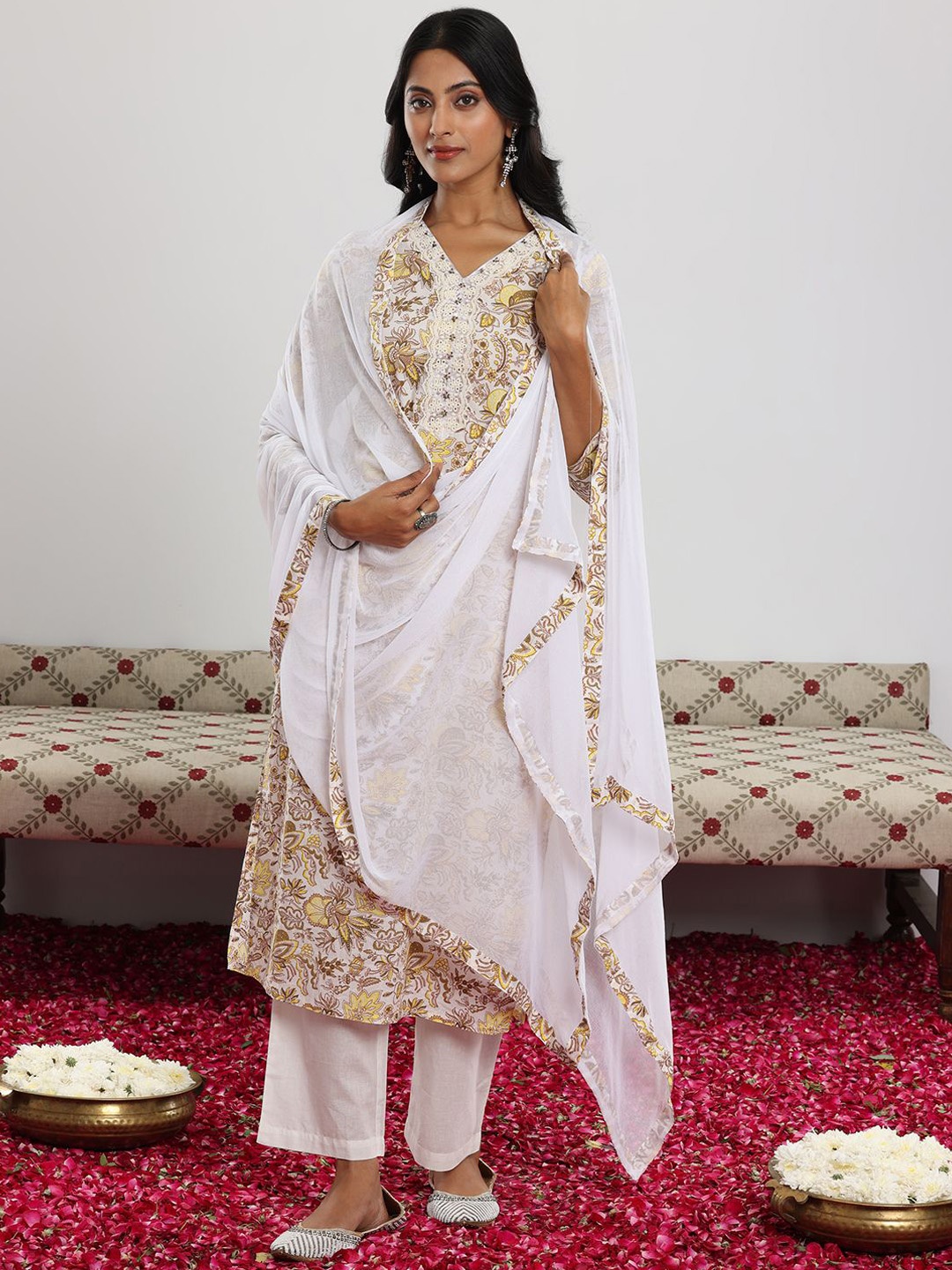

Libas Off White Floral Printed Thread Work Pure Cotton Kurta with Trouser & Dupatta