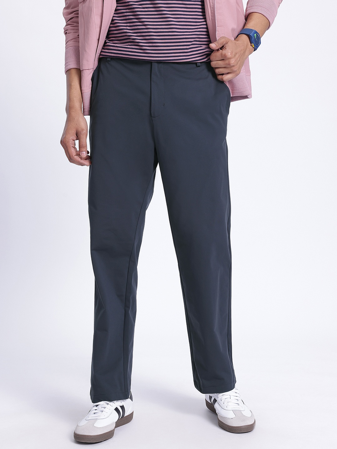 

glitchez Men Subtle Style Mid-Rise Relaxed Fit Chinos, Navy blue