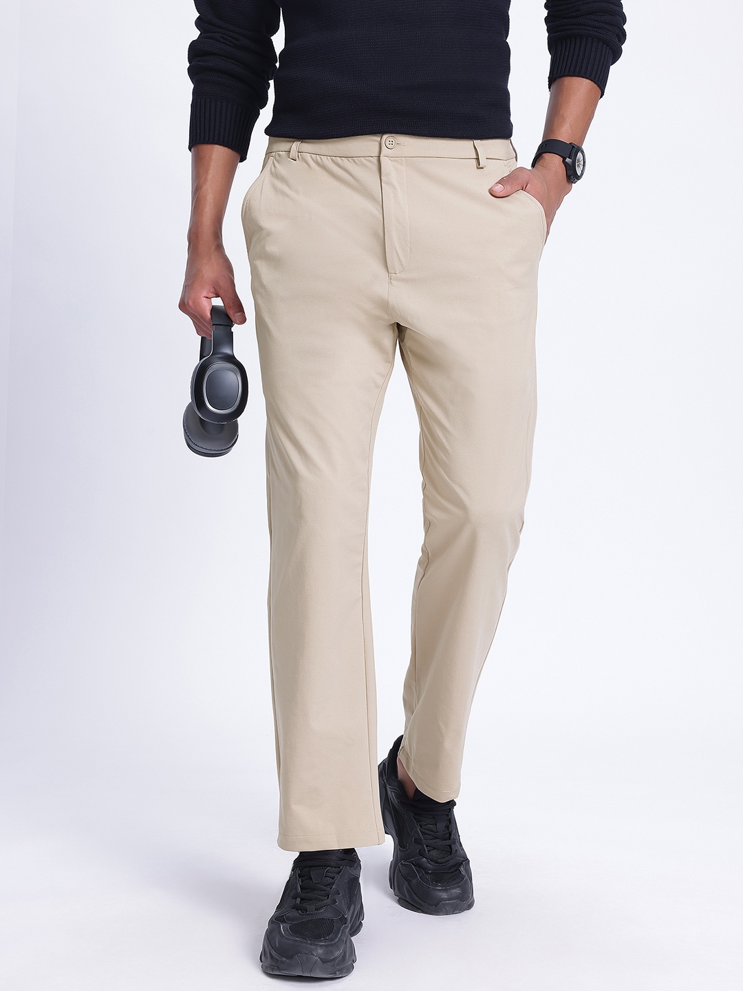 

glitchez Men Modern-N-Chic Mid-Rise Relaxed Fit Chinos, Beige