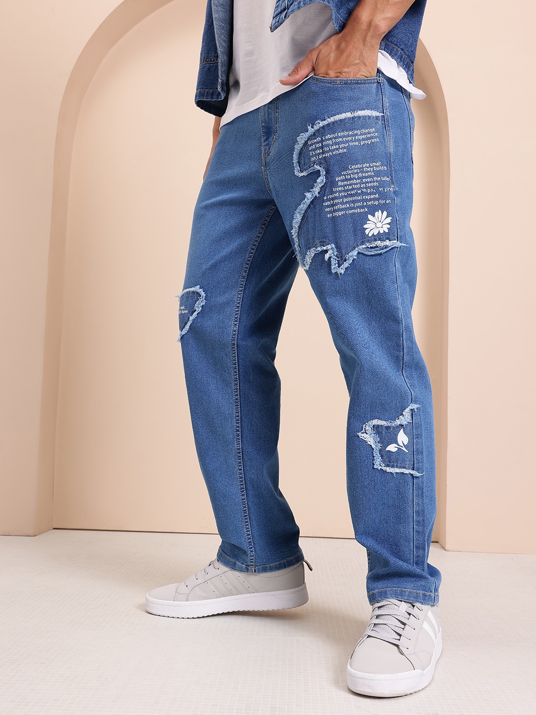 

Mast & Harbour Men Printed Light Fade Stretchable Jeans, Blue