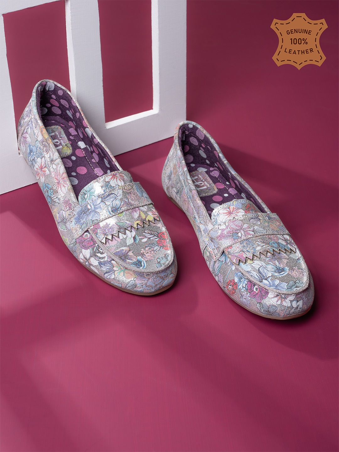 

Hydes N Hues Women Printed Leather Loafers, Silver