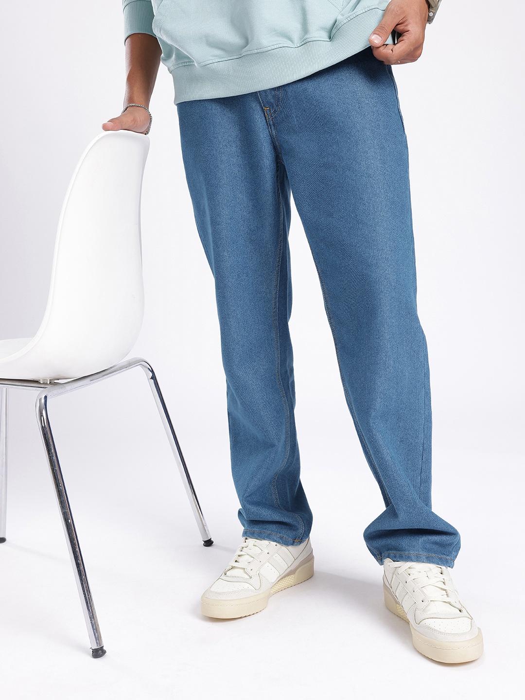 

glitchez Men Timeless Classic Straight Fit Light Fade Jeans, Blue