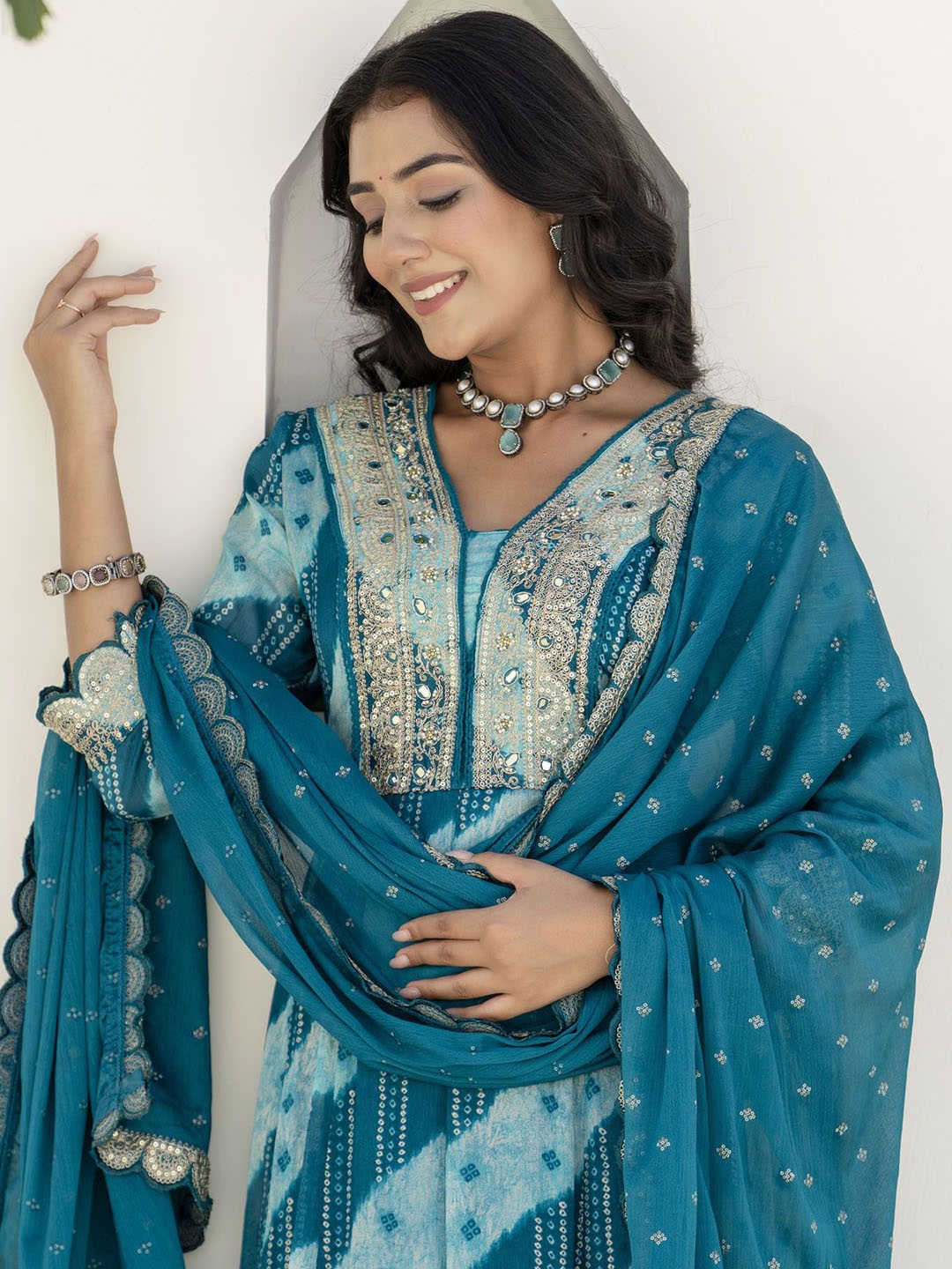 

RANGREAL Bandhani Printed Sequinned A-Line Kurta with Trouser & Dupatta, Green