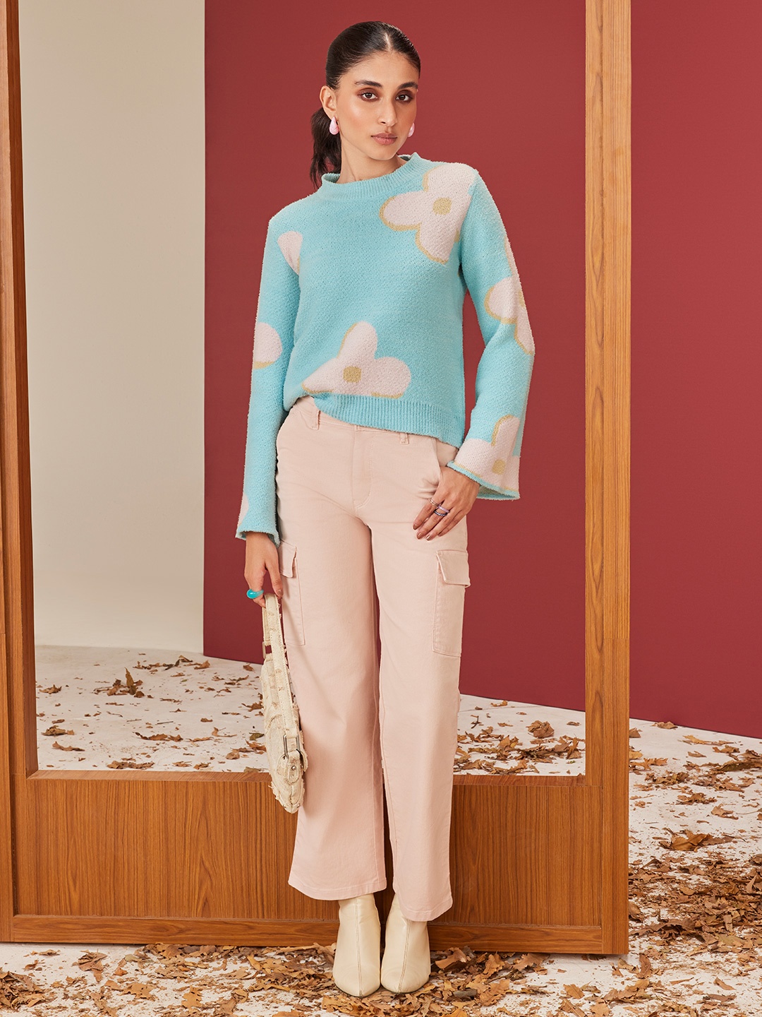

Crimsoune Club Women Floral Printed Pullover, Blue