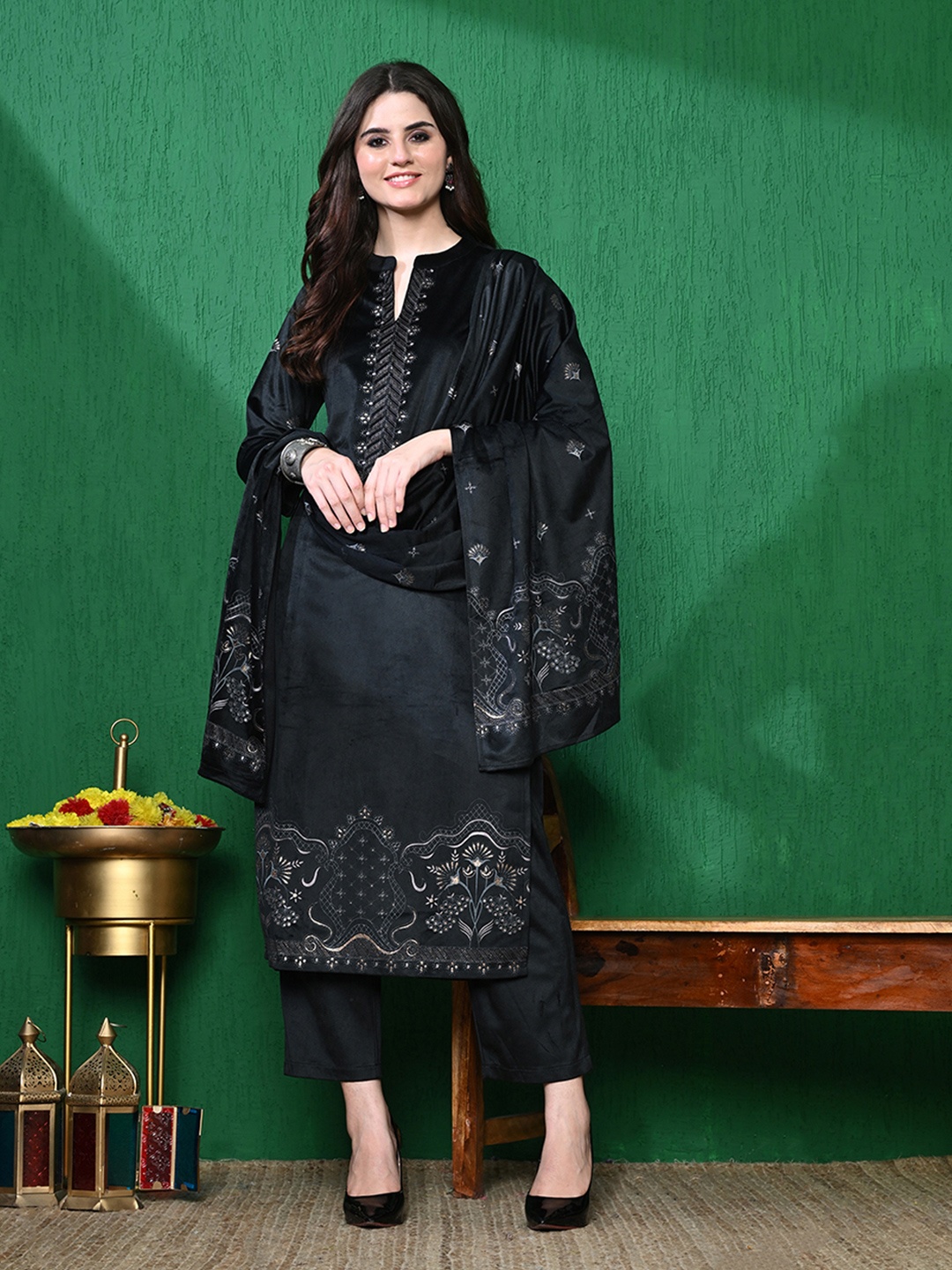 

SAHASIKA Floral Printed Thread Work Velvet Straight Kurta with Trouser & Dupatta, Black