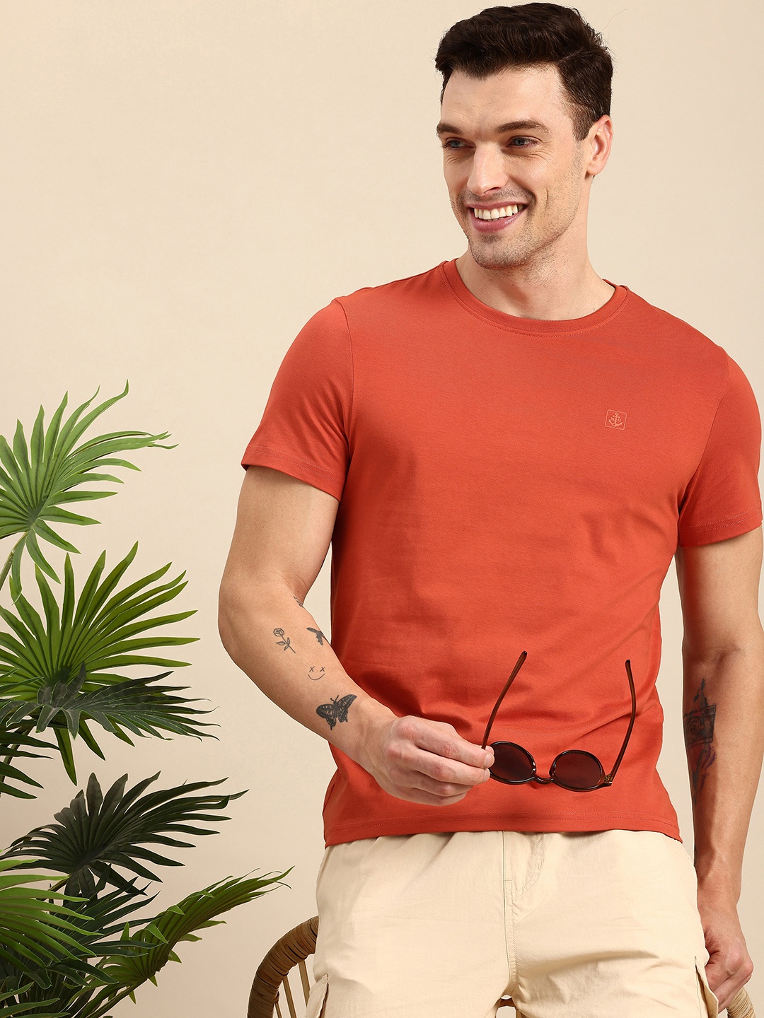 

Mast & Harbour Men Pure Cotton Bio Finish Applique T-shirt, Rust